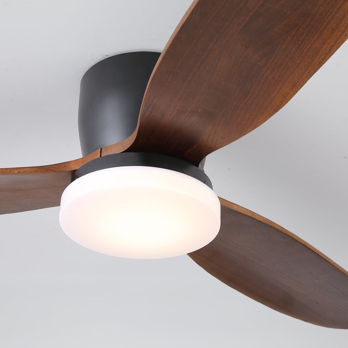 Plafonnier Ventilateur Athyrs en Bois