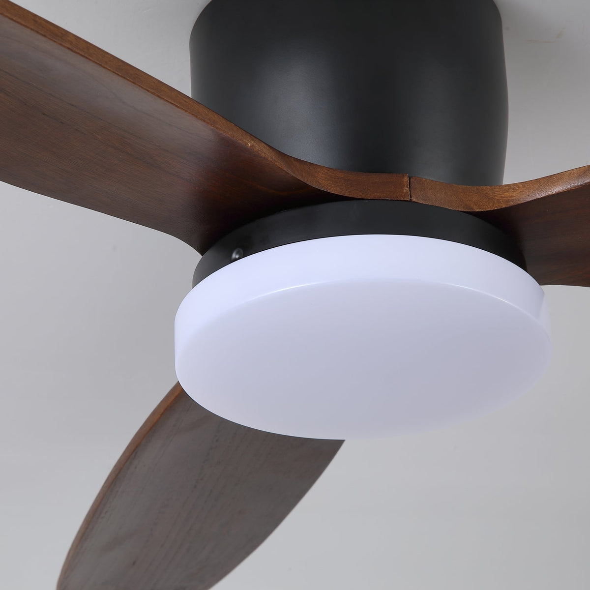 Plafonnier Ventilateur Athyrs en Bois