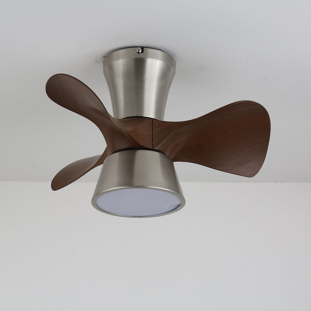 Plafonnier Ventilateur Nera Compact