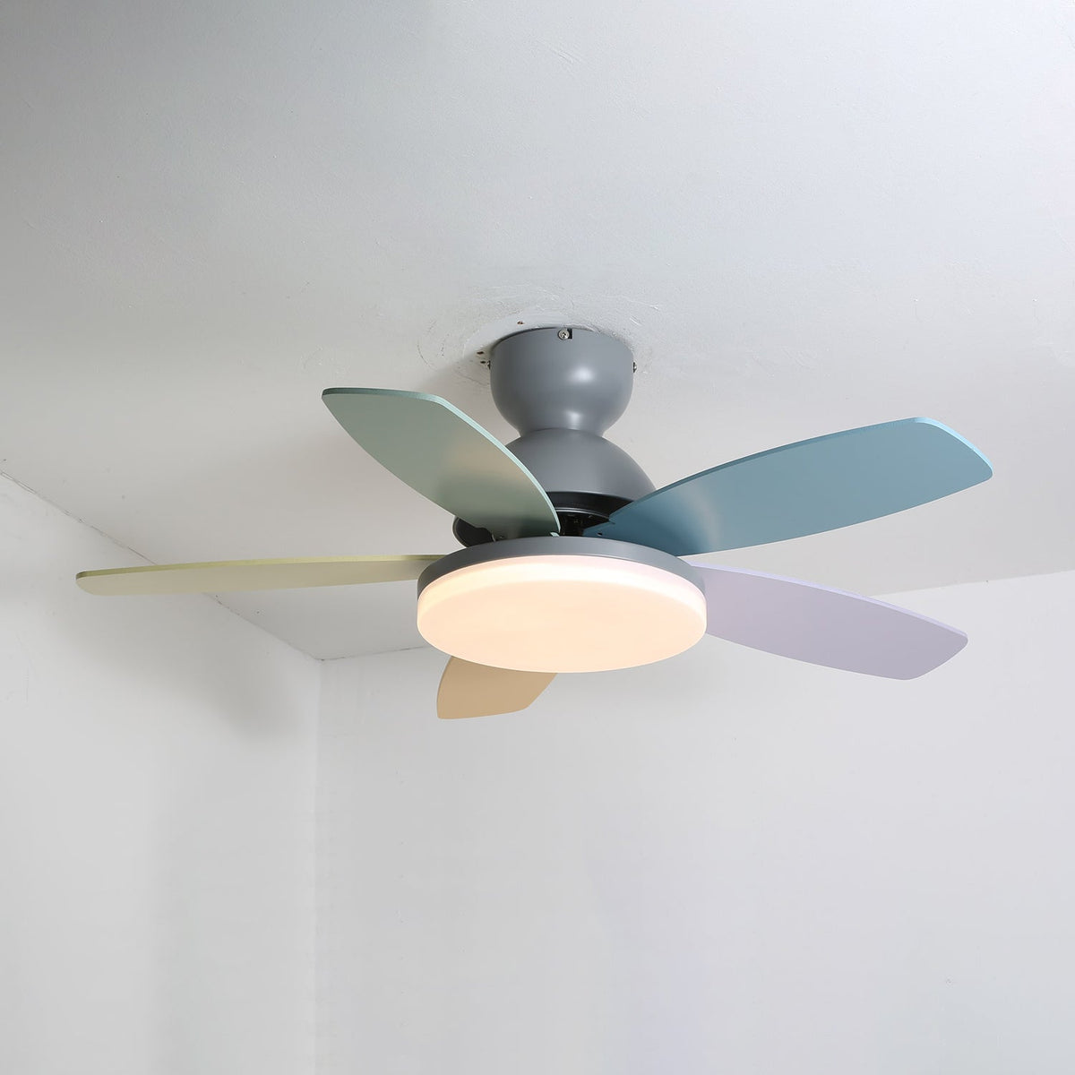 Plafonnier Ventilateur Liora Coloré