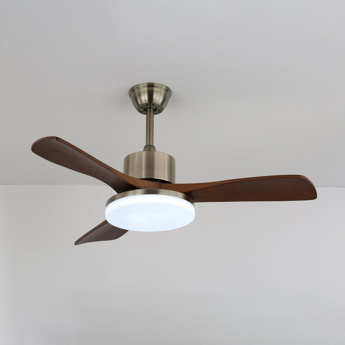 Plafonnier Ventilateur Selora Laiton & Bois