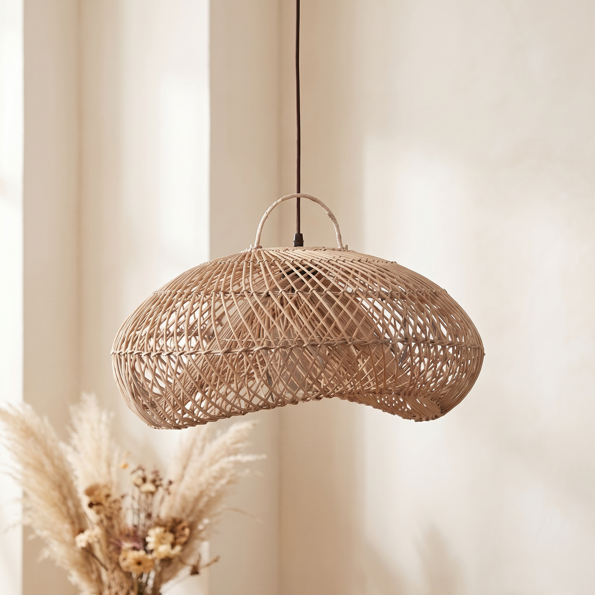 Suspension Organique Design Rotin Doré
