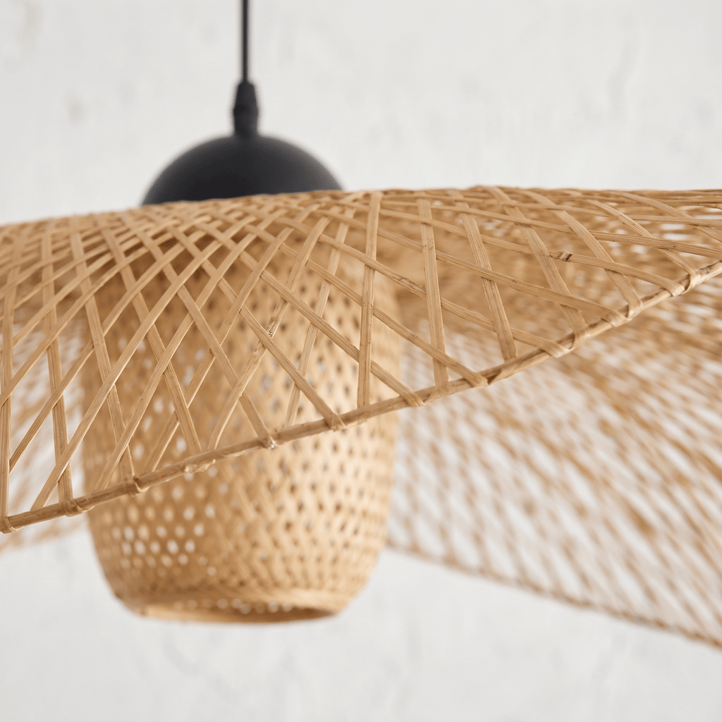 Suspension Ailes avec Diffuseur Central Rotin