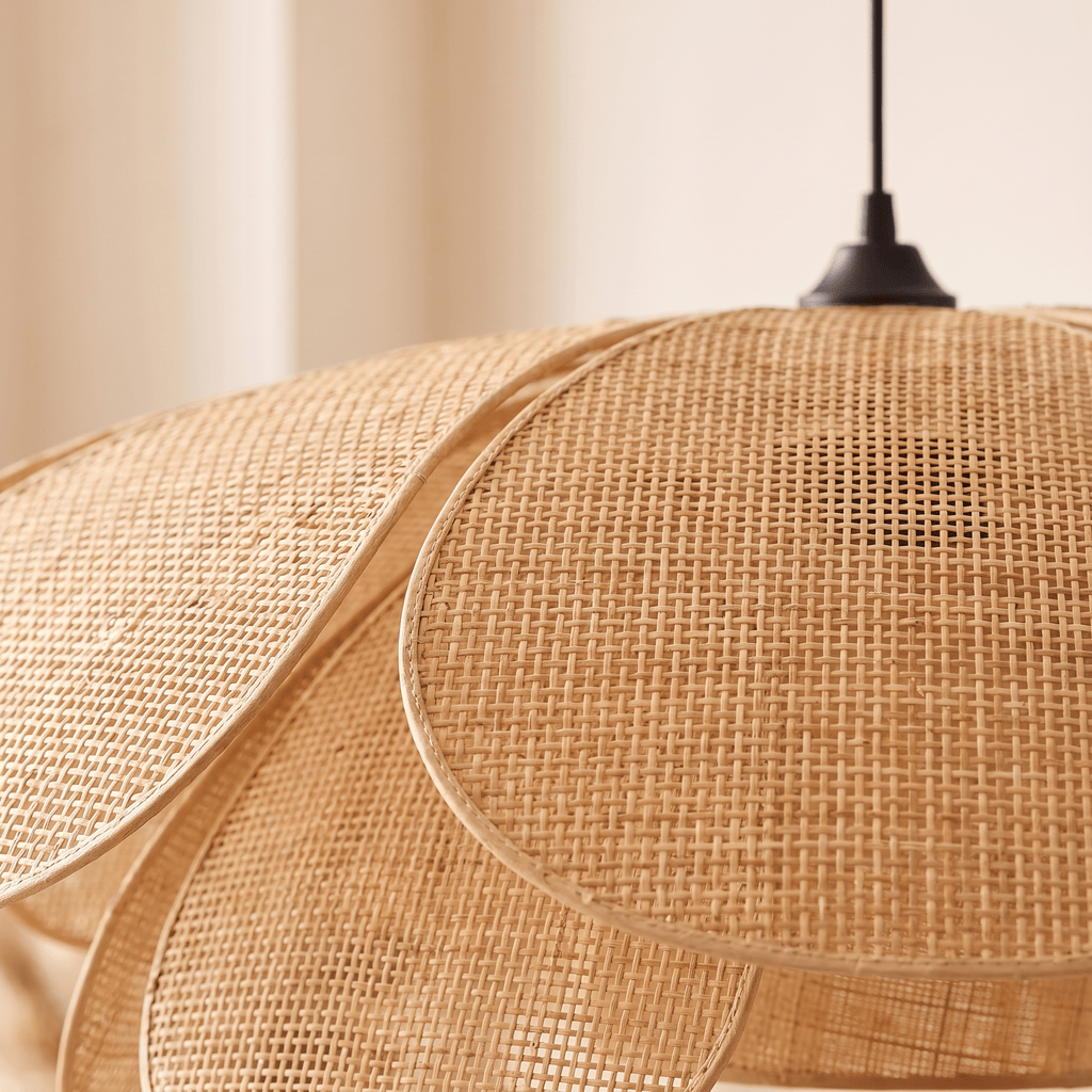Suspension Fleur Rotin